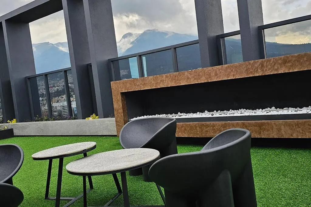 キトEdificio Xoe - Piso 17 Parque La Carolinaアパートメント 0*, キト