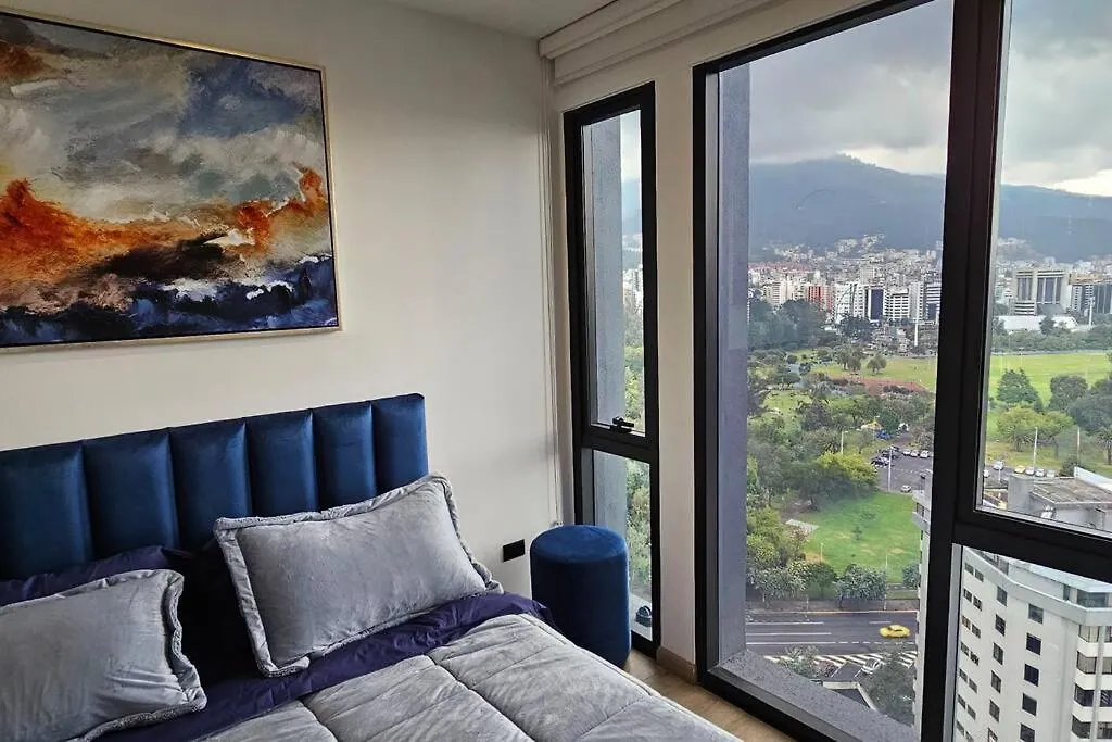 アパート キトEdificio Xoe - Piso 17 Parque La Carolinaアパートメント