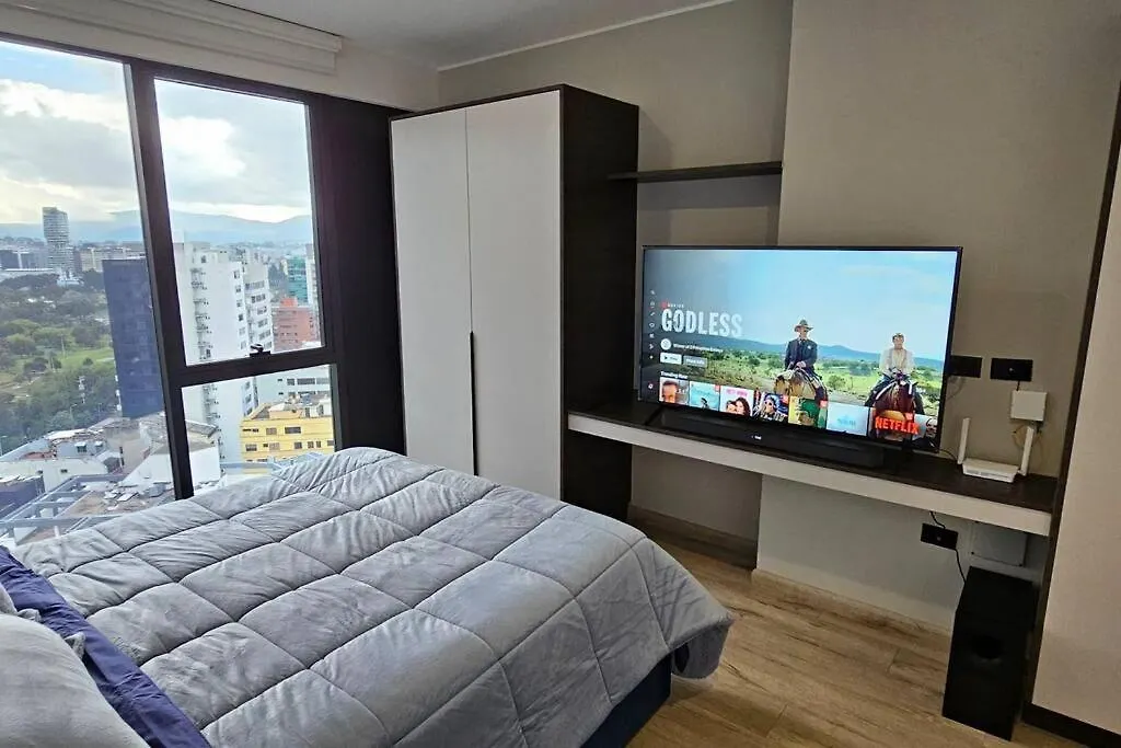 Apartamento Edificio Xoe - Piso 17 Parque La Carolina Quito Ecuador