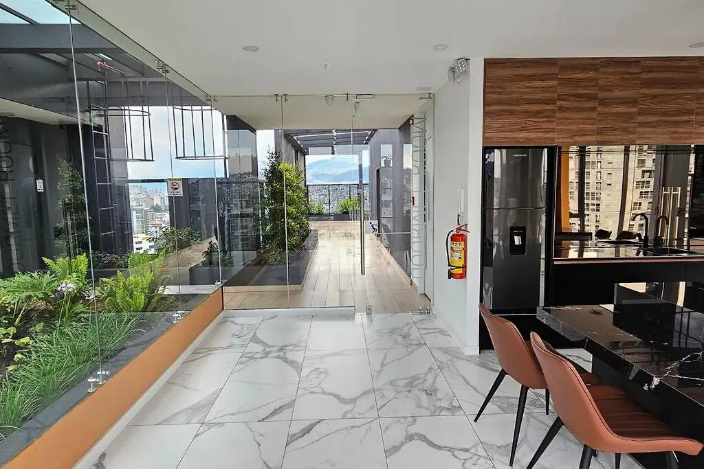 Apartamento Edificio Xoe - Piso 17 Parque La Carolina Quito 0*,