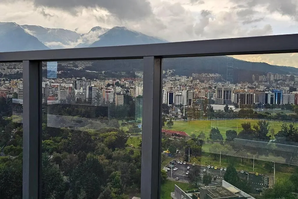 Apartamento Edificio Xoe - Piso 17 Parque La Carolina Quito